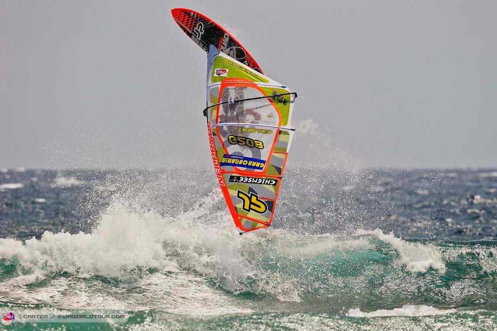 Leon Jamear push loop - 2014 PWA Pozo World Cup / Gran Canaria Wind and Waves Festival, Day 2 ©  Carter/pwaworldtour.com http://www.pwaworldtour.com/